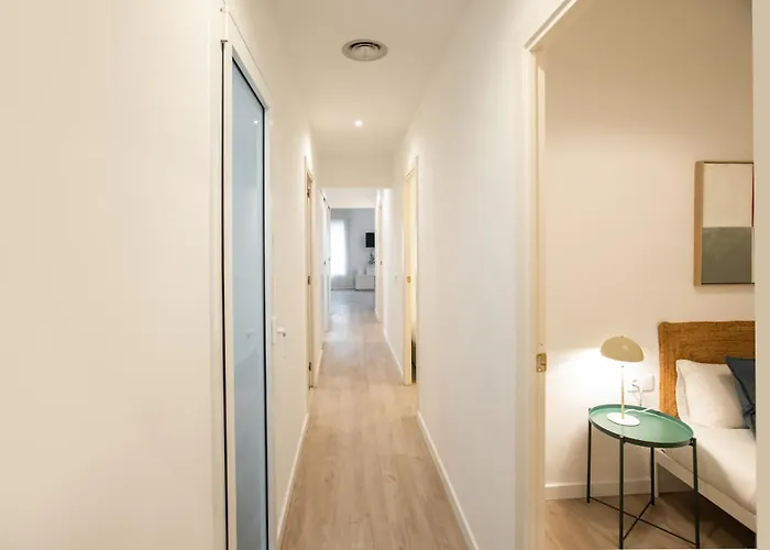 32ind1115 - In Appartement
