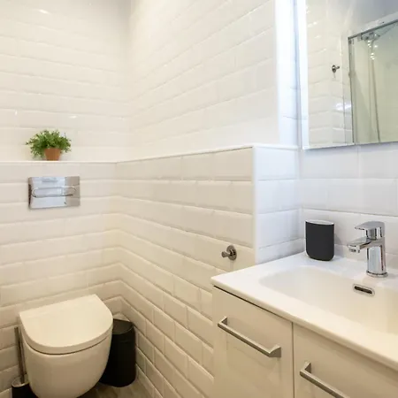 32ind1115 - In Apartamento *